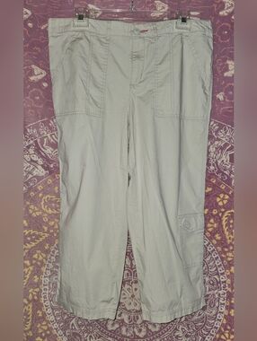 Khakis & Co Cargo Capri Pants Women's 8 Stretch Lightweight Casual